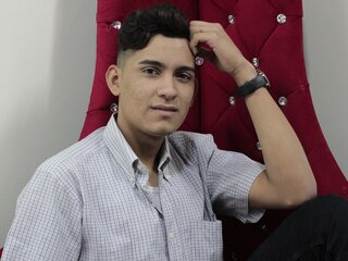 AndyMontenegro camshow toy livejasmin